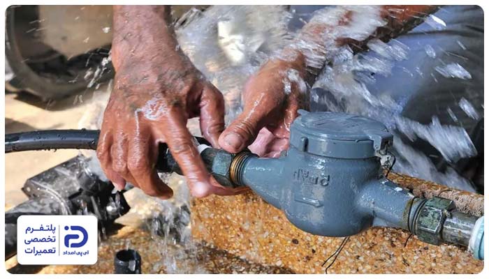 نشتی در اتصالات و شیرهای پمپ آب