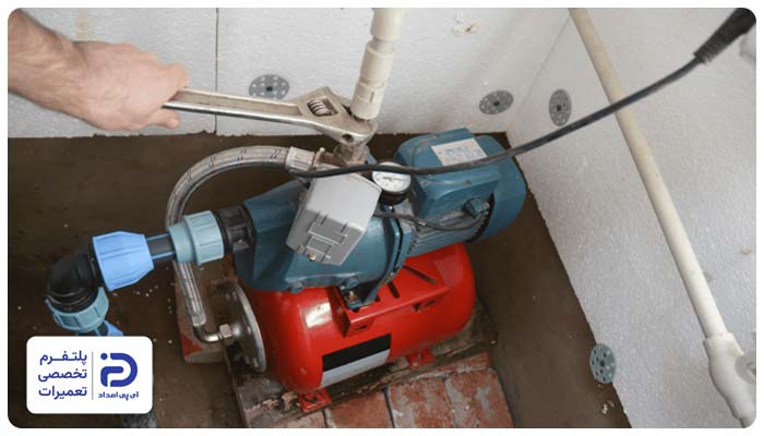 لوله‌کشی و نصب اتصالات پمپ آب