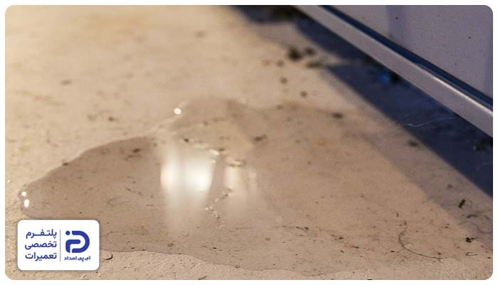 نشتی آب یا رطوبت در وی آر اف