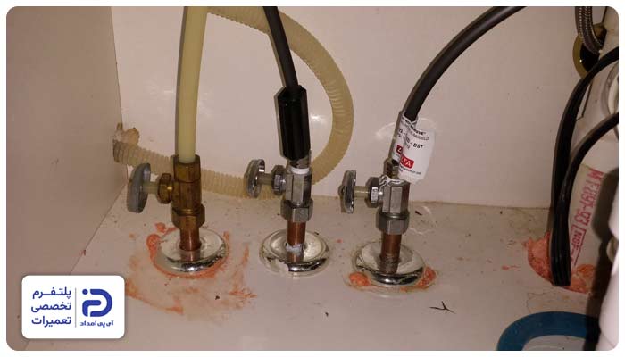 پارگی یا خرابی لولههای انتقال آب از دلایل ارور e1 ماشین ظرفشویی ال جی