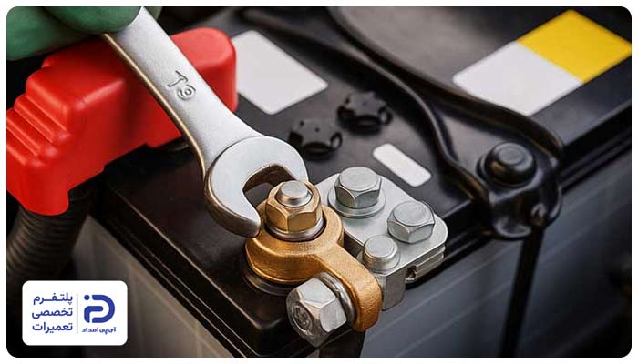 شل بودن اتصالات باتری دلیل ضعیف شدن باتری خودرو