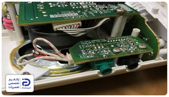 ایراد در برد یخساز از دلایل ارور e14 یخچال دوو