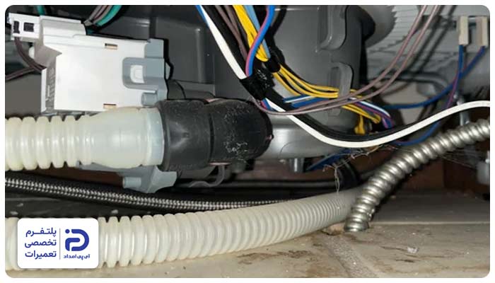 انسداد شلنگ تخلیه از دلایل ارور d02 در ماشین ظرفشویی سامسونگ