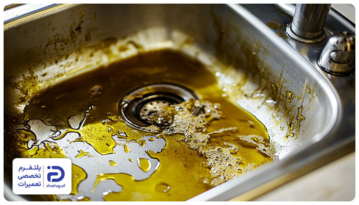 تجمع چربی و روغن در لوله علت بوی بد سینک ظرفشویی
